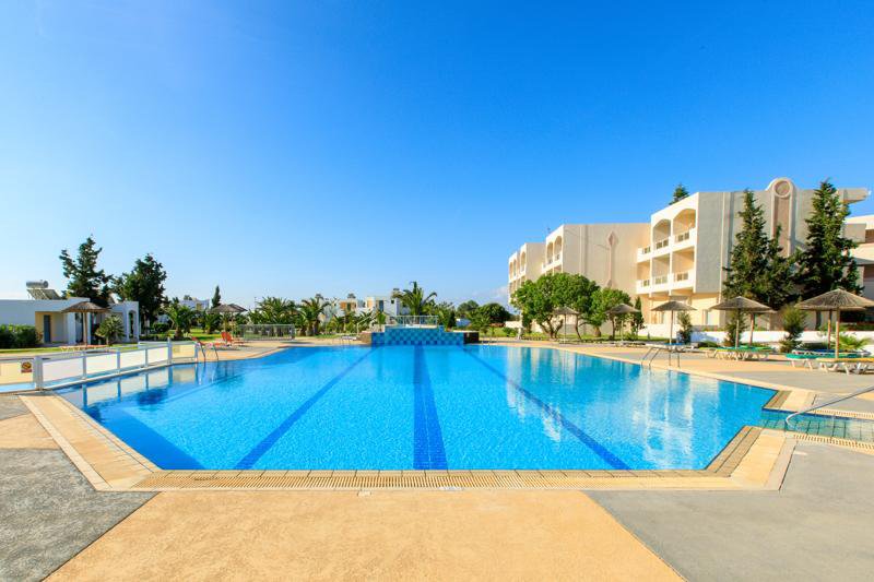 Sovereign Beach Hotel