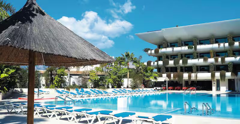 Hotel Deloix Aqua Center