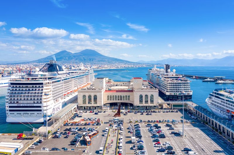 Naples, Campania